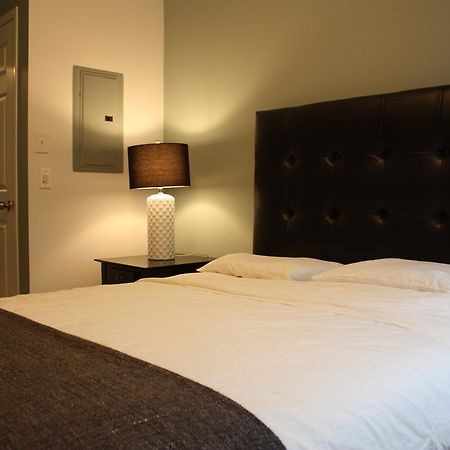 Accurate Plus Furnished Apartment- Brickstone Mews Mississauga Ruang foto