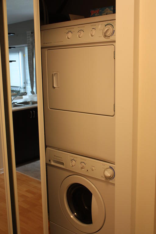 Accurate Plus Furnished Apartment- Brickstone Mews Mississauga Ruang foto