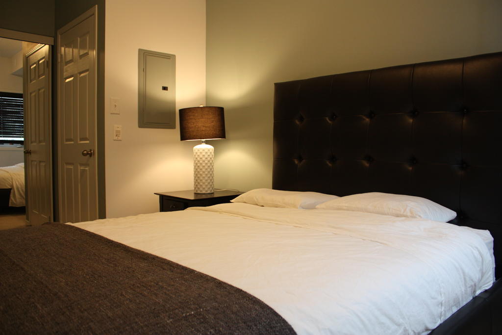 Accurate Plus Furnished Apartment- Brickstone Mews Mississauga Ruang foto